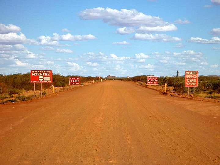 Smiths In Western Australia Telfer Images